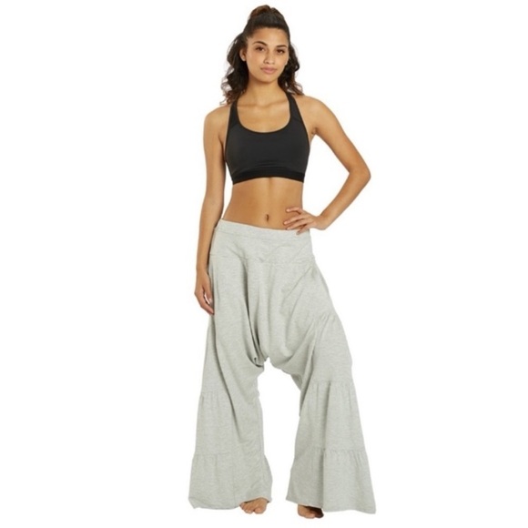 Free People- NWOT Stay Low Harem Pants in Heathered Grey - Picture 2 of 9